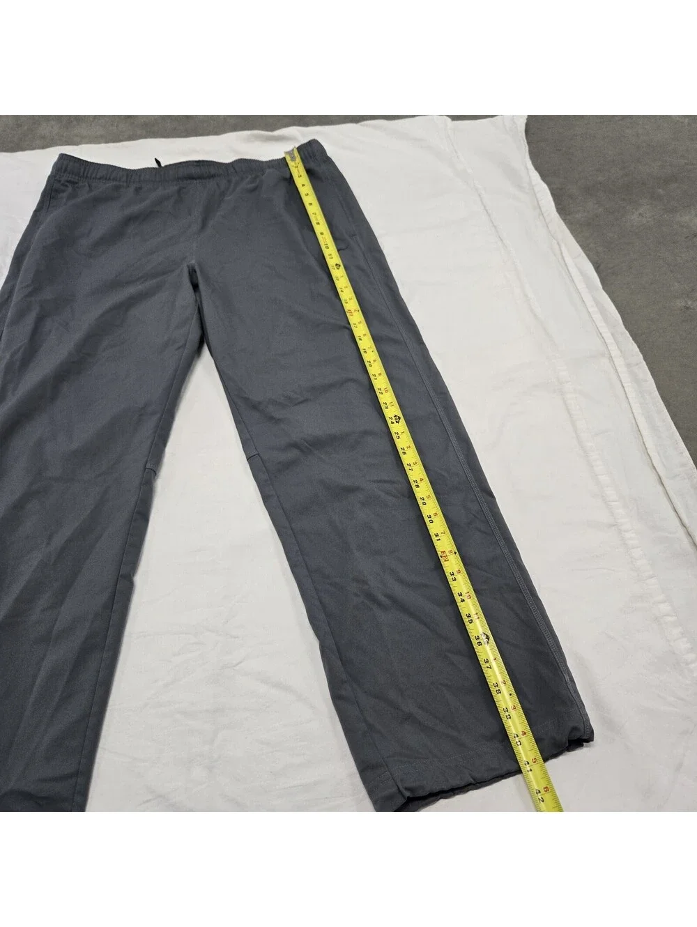 Men's LARGE Nike Dri-Fit Training Pants Cool Grey Pockets Adjustable 377786-064